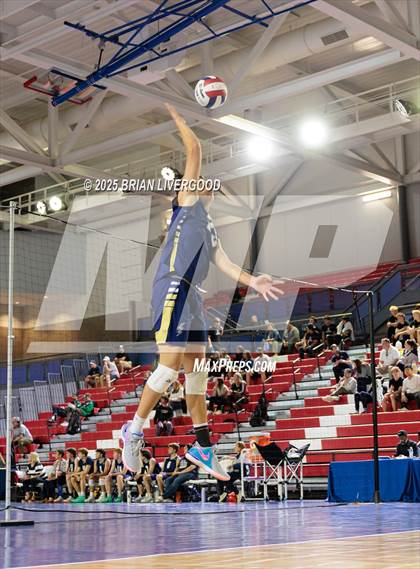 Thumbnail 2 in Legacy vs Grandview (CHSAA 5A Round 1) photogallery.