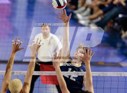 Thumbnail 1 in Legacy vs Grandview (CHSAA 5A Round 1) photogallery.