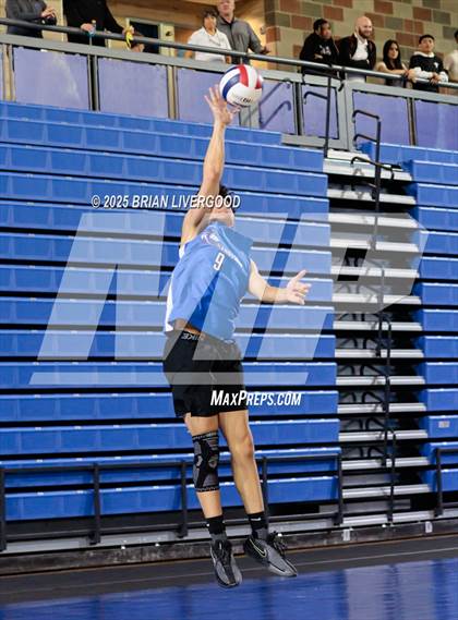 Thumbnail 2 in Legacy vs Grandview (CHSAA 5A Round 1) photogallery.