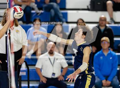Thumbnail 2 in Legacy vs Grandview (CHSAA 5A Round 1) photogallery.