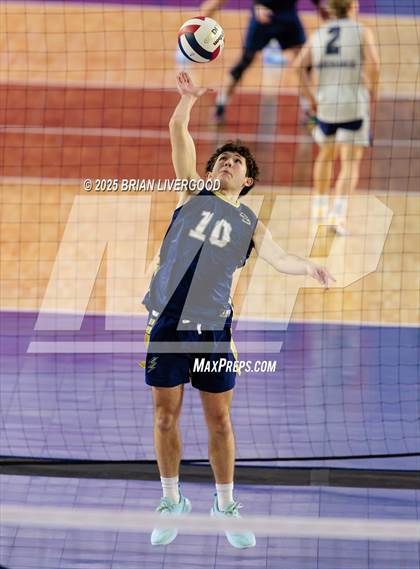 Thumbnail 3 in Legacy vs Grandview (CHSAA 5A Round 1) photogallery.