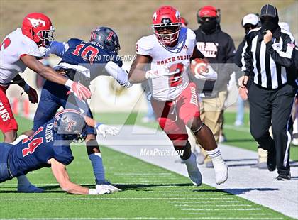 Thumbnail 3 in North Shore vs. Tompkins (UIL 6A Division 1 Regional Playoff) photogallery.
