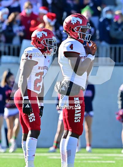 Thumbnail 2 in North Shore vs. Tompkins (UIL 6A Division 1 Regional Playoff) photogallery.