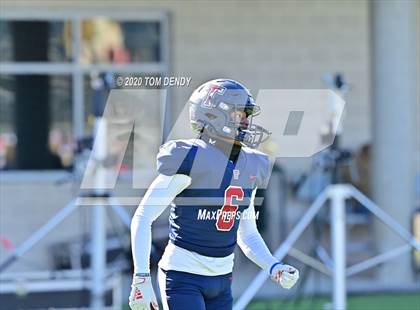 Thumbnail 3 in North Shore vs. Tompkins (UIL 6A Division 1 Regional Playoff) photogallery.
