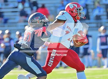 Thumbnail 1 in North Shore vs. Tompkins (UIL 6A Division 1 Regional Playoff) photogallery.