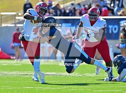 Thumbnail 1 in North Shore vs. Tompkins (UIL 6A Division 1 Regional Playoff) photogallery.