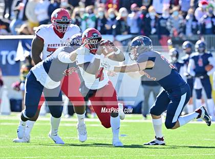 Thumbnail 3 in North Shore vs. Tompkins (UIL 6A Division 1 Regional Playoff) photogallery.