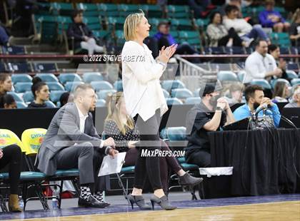 Thumbnail 1 in Valor Christian vs Chaparral (CHSAA 5A Great 8) photogallery.