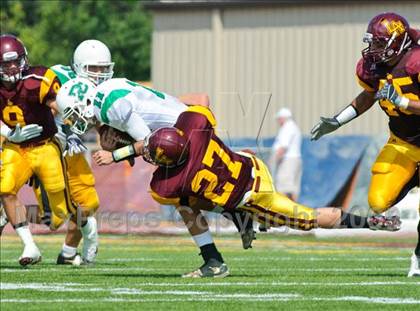 Thumbnail 2 in Providence Catholic @ Loyola Academy photogallery.