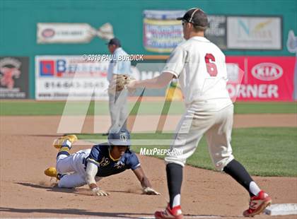 Thumbnail 1 in Serra Catholic vs. Devon Prep (PIAA 2A Championship) photogallery.