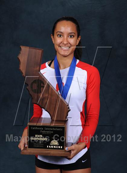 Thumbnail 2 in Cathedral Catholic (CIF State D3 Awards) photogallery.