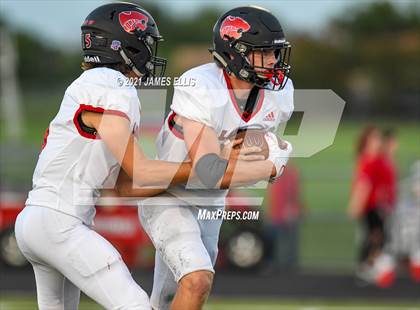 Thumbnail 1 in China Spring vs. Lorena photogallery.