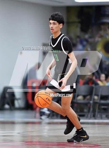 Thumbnail 3 in St. Mary's vs. De La Salle (Fr. Barry Christmas Classic) photogallery.