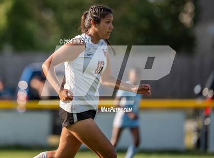 Thumbnail 2 in Overhills vs. Harnett Central photogallery.
