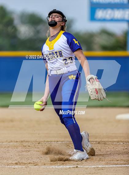 Thumbnail 1 in Camanche @ Davenport North photogallery.
