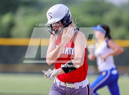 Thumbnail 1 in Camanche @ Davenport North photogallery.