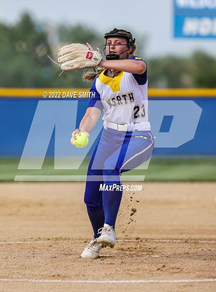 Thumbnail 3 in Camanche @ Davenport North photogallery.