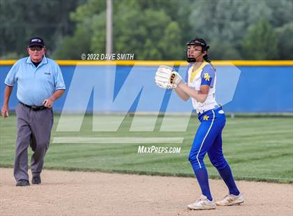 Thumbnail 2 in Camanche @ Davenport North photogallery.
