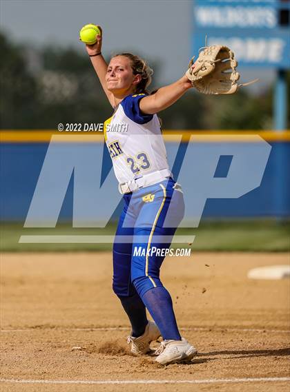 Thumbnail 2 in Camanche @ Davenport North photogallery.