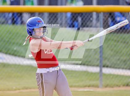 Thumbnail 1 in Camanche @ Davenport North photogallery.