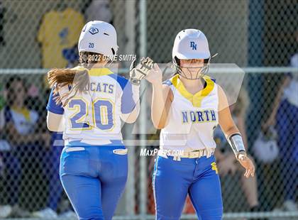 Thumbnail 3 in Camanche @ Davenport North photogallery.