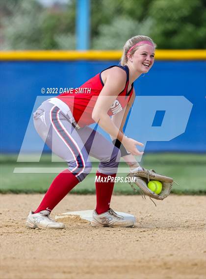 Thumbnail 3 in Camanche @ Davenport North photogallery.