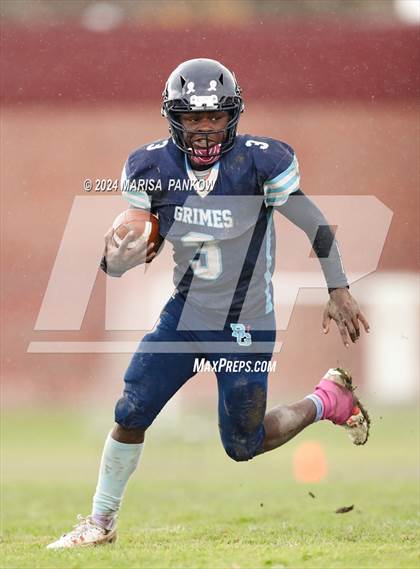 Thumbnail 2 in Bishop Grimes vs Waterville photogallery.