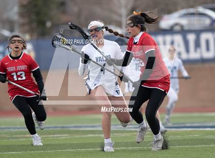 Thumbnail 2 in Regis Jesuit @ Valor Christian photogallery.