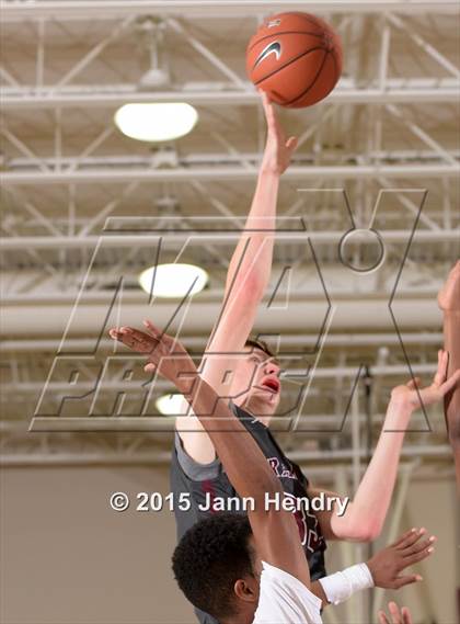 Thumbnail 1 in Franklin @ Serra (MaxPreps Holiday Classic) photogallery.