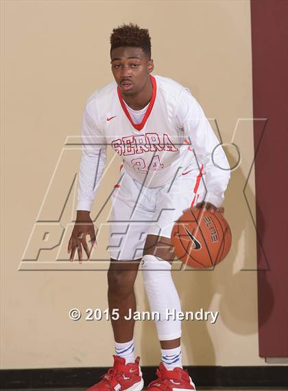Thumbnail 1 in Franklin @ Serra (MaxPreps Holiday Classic) photogallery.