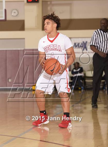 Thumbnail 1 in Franklin @ Serra (MaxPreps Holiday Classic) photogallery.
