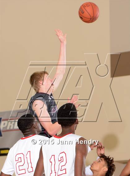 Thumbnail 2 in Franklin @ Serra (MaxPreps Holiday Classic) photogallery.
