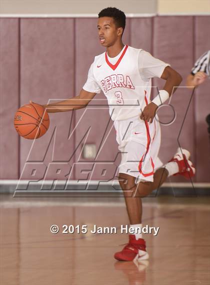 Thumbnail 1 in Franklin @ Serra (MaxPreps Holiday Classic) photogallery.