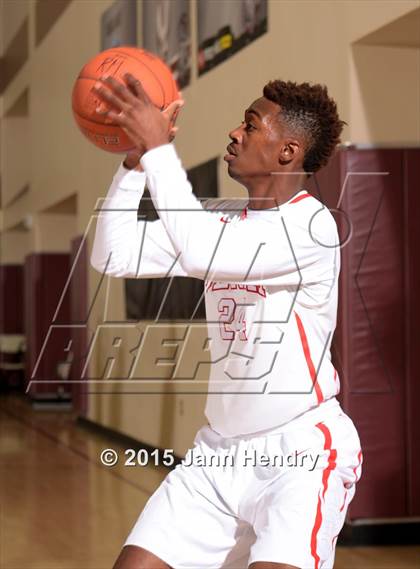 Thumbnail 2 in Franklin @ Serra (MaxPreps Holiday Classic) photogallery.