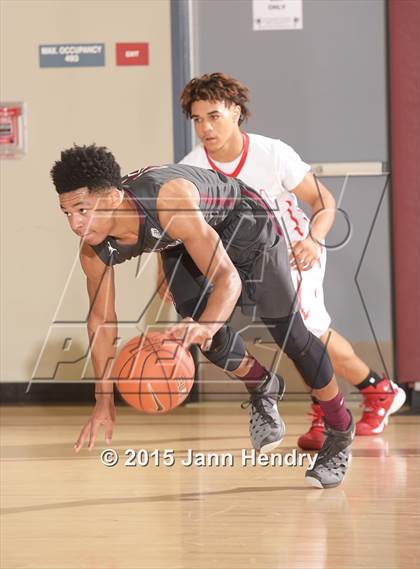 Thumbnail 1 in Franklin @ Serra (MaxPreps Holiday Classic) photogallery.