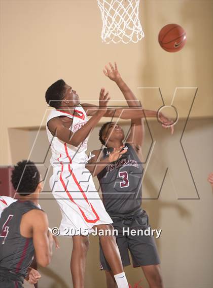 Thumbnail 2 in Franklin @ Serra (MaxPreps Holiday Classic) photogallery.