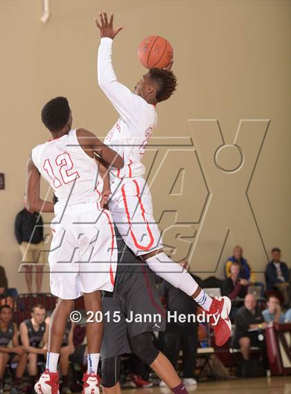Thumbnail 3 in Franklin @ Serra (MaxPreps Holiday Classic) photogallery.
