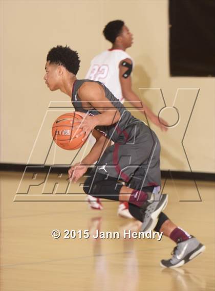 Thumbnail 3 in Franklin @ Serra (MaxPreps Holiday Classic) photogallery.