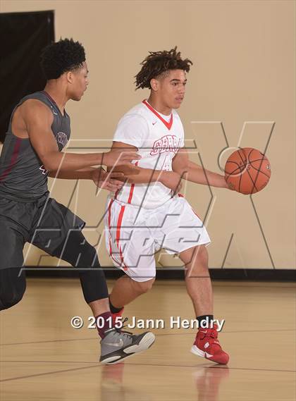 Thumbnail 1 in Franklin @ Serra (MaxPreps Holiday Classic) photogallery.