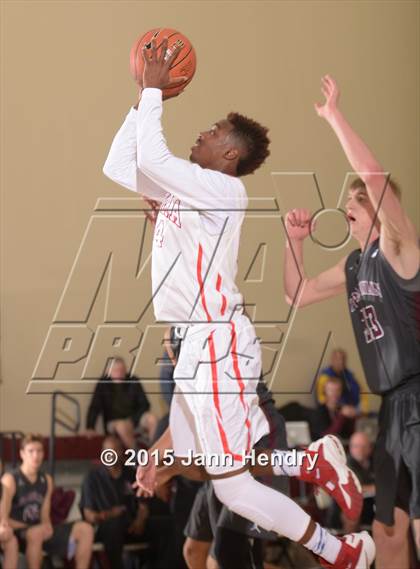 Thumbnail 1 in Franklin @ Serra (MaxPreps Holiday Classic) photogallery.