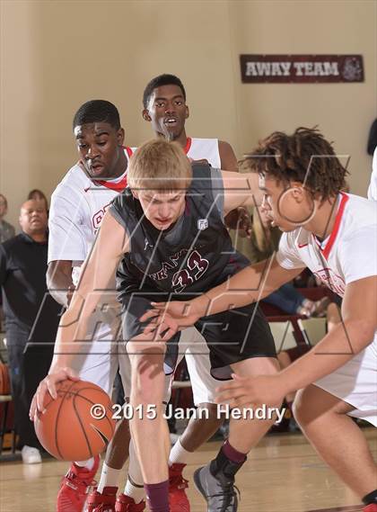 Thumbnail 1 in Franklin @ Serra (MaxPreps Holiday Classic) photogallery.