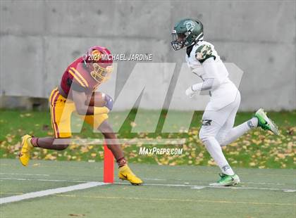 Thumbnail 2 in Auburn @ O'Dea (WIAA 3A Playoff) photogallery.