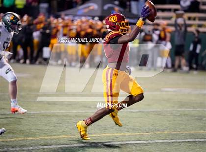 Thumbnail 3 in Auburn @ O'Dea (WIAA 3A Playoff) photogallery.