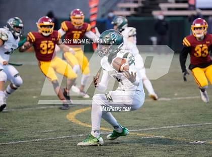 Thumbnail 2 in Auburn @ O'Dea (WIAA 3A Playoff) photogallery.