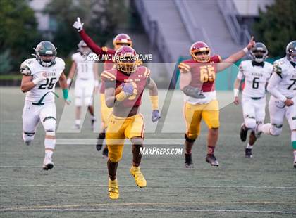 Thumbnail 1 in Auburn @ O'Dea (WIAA 3A Playoff) photogallery.