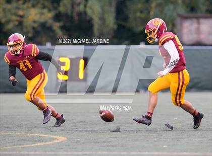 Thumbnail 2 in Auburn @ O'Dea (WIAA 3A Playoff) photogallery.