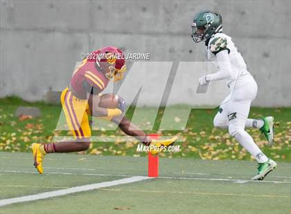 Thumbnail 3 in Auburn @ O'Dea (WIAA 3A Playoff) photogallery.