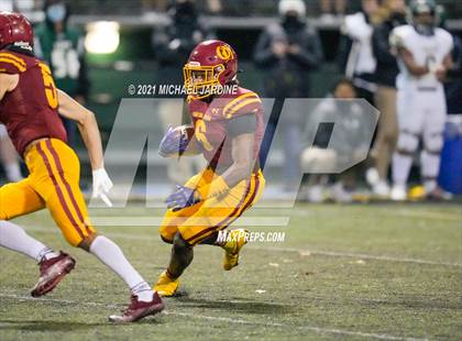 Thumbnail 2 in Auburn @ O'Dea (WIAA 3A Playoff) photogallery.