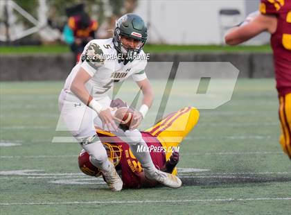 Thumbnail 2 in Auburn @ O'Dea (WIAA 3A Playoff) photogallery.