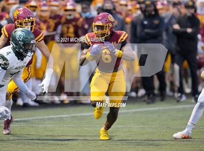 Thumbnail 1 in Auburn @ O'Dea (WIAA 3A Playoff) photogallery.